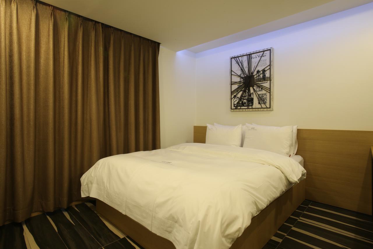Guri Cello Hotel Luaran gambar